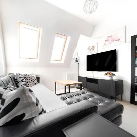 Apartament Black&white